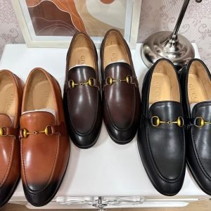Gucci shoes | 450 AED