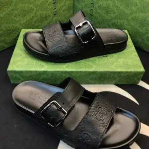 Gucci slipper for men | 350 AED