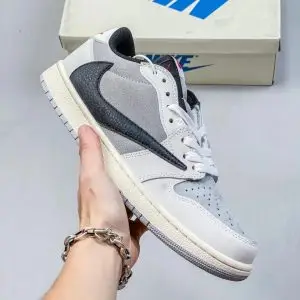 Nike shoes for men | 350 AED