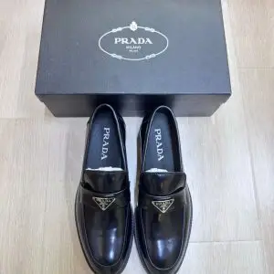 Prada shoes | 450 AED