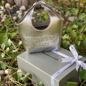 BALENCIAGA