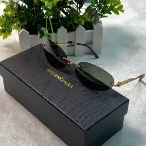 BALENCIAGA