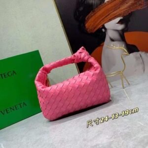 BOTTEGA