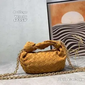 BOTTEGA