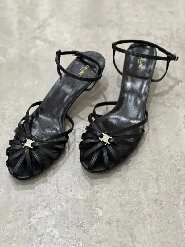 CELINE