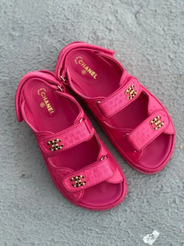 CHANEL