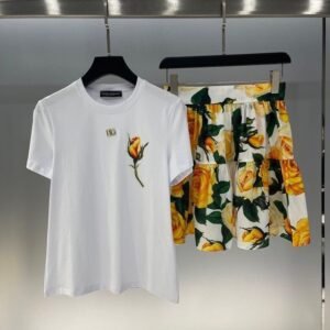 D & G