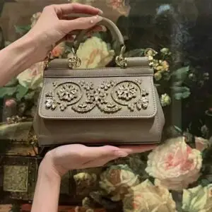 D&G