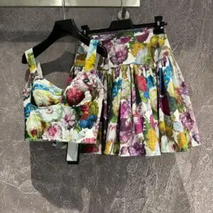 D & G