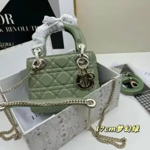 DIOR