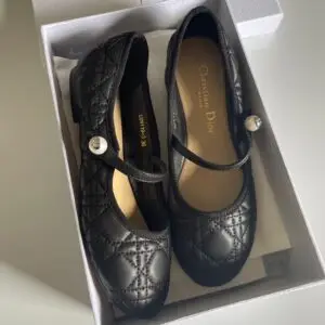 DIOR