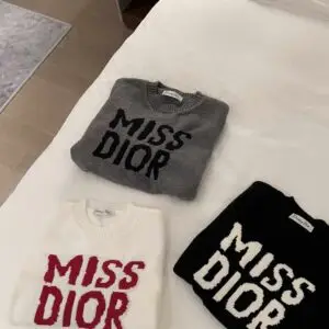 DIOR