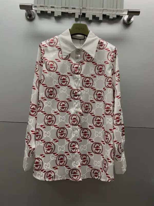 GICCI Men Printed Casual Red Shirt
