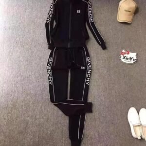 GIVENCHY