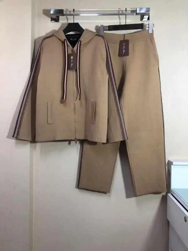 LORO PIANA