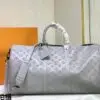 Louis Vuitton bag | 500 AED