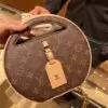 LOUS VUITTON