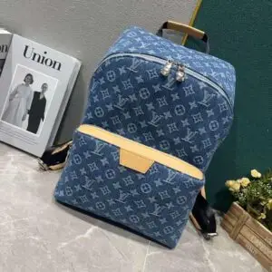 LOUSE VUITTON