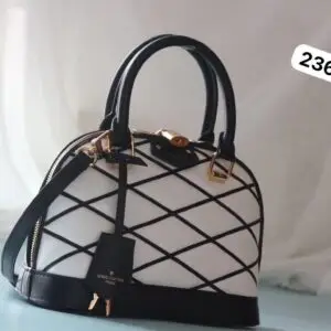 LOUSE VUITTON
