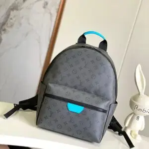 LOUSE VUITTON
