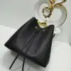 LOUSE VUITTON