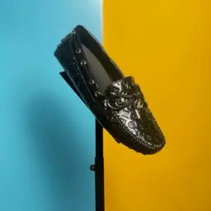 LOUSE VUITTON