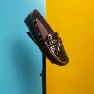 LOUSE VUITTON