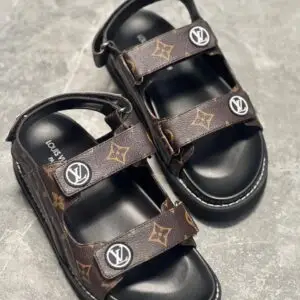LOUSE VUITTON
