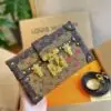 LOUSE VUITTON