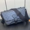 LOUSE VUITTON