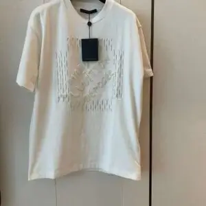 LOUSE VUITTON