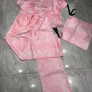 LOUSE VUITTON
