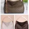 LOUSE VUITTON