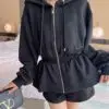 LOUSE VUITTON