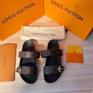 LOUSE VUITTON