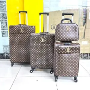 LOUSE VUITTON