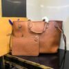 LOUSE VUITTON