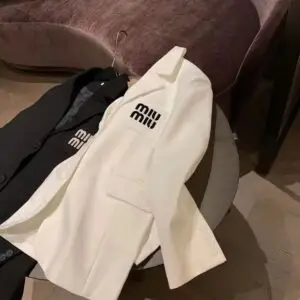 MIU MIU