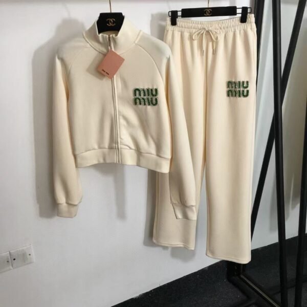 MIU MIU