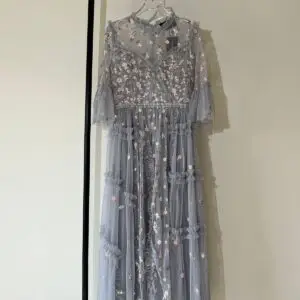 NEELDLE & THREAD