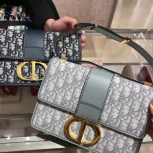 30 MONTAIGNE BAGJacquard Oblique - Dubai Fashion LUX