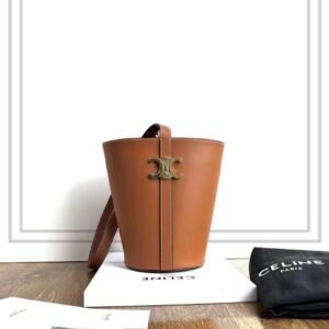 BUCKET TRIOMPHE 25CM bucket bag - Dubai Fashion LUX
