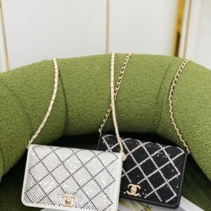 chain wallet - Dubai Fashion LUX