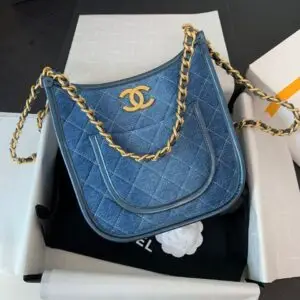 Design CC SADDLE BLUE JEAN 21CM GOLD HARDWARE - Dubai Fashion LUX