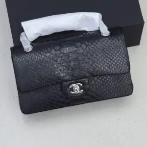 Design Python Small 20cm Classic Flap Bag Cream - Dubai Fashion LUX