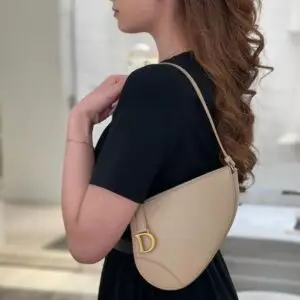 Design Saddle Rodeo Pouch - Dubai Fashion LUX