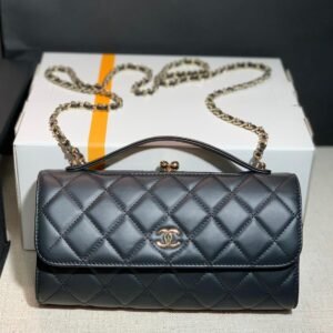 Gamaguchi matelasse 2WAY handbag - Dubai Fashion LUX