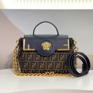LA MEDUSA MEDIUM BAG - Dubai Fashion LUX