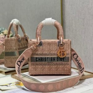 LADY D-LITE medium bag - Dubai Fashion LUX