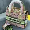 Lady handbag - Dubai Fashion LUX